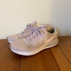 Nike Zoom Structure 22